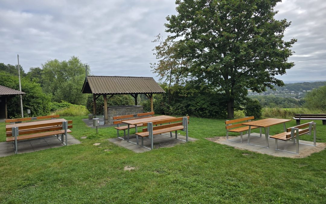 Neue Sitzgruppe auf dem Grillplatz